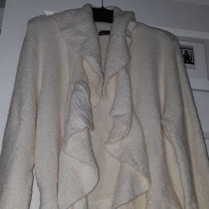 Moda international sweater